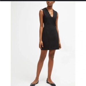 NWT Lula Stretch Vneck French Connection Classic Black Mini Dress